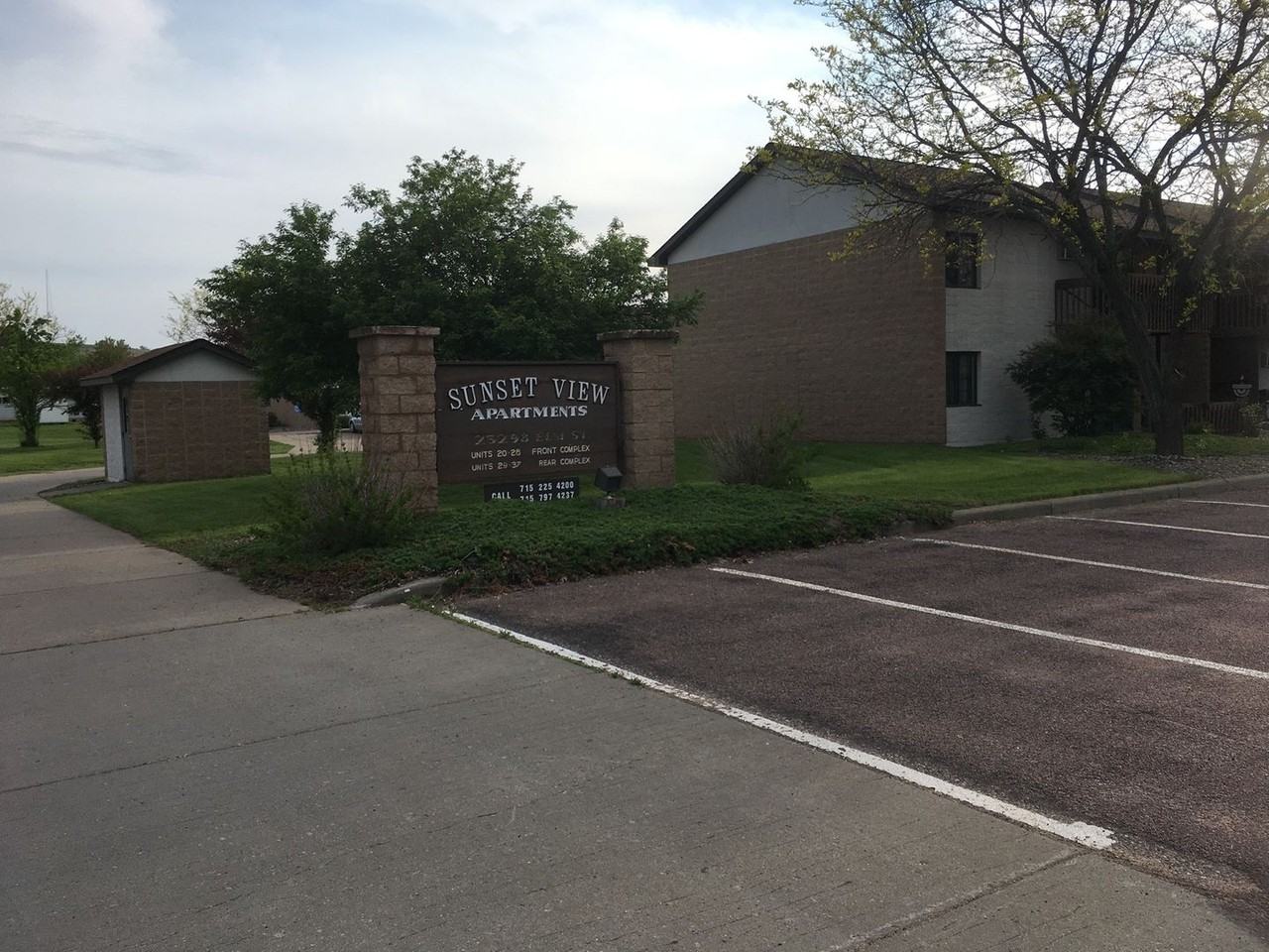 Sunset View Apartments - Photo 2 of 26