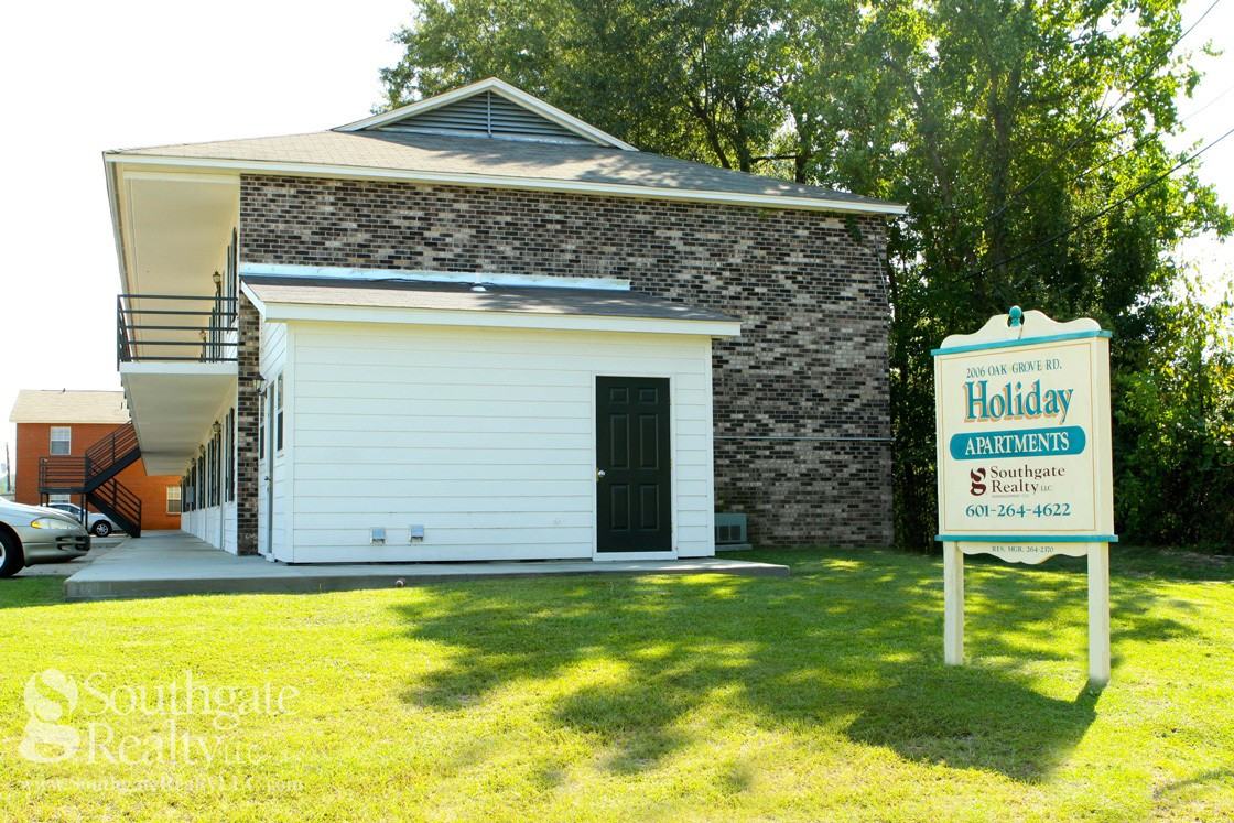 Holiday Apartment Homes - Photo 7 of 9