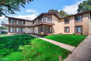 featured image of 2435 Ridgewood St
