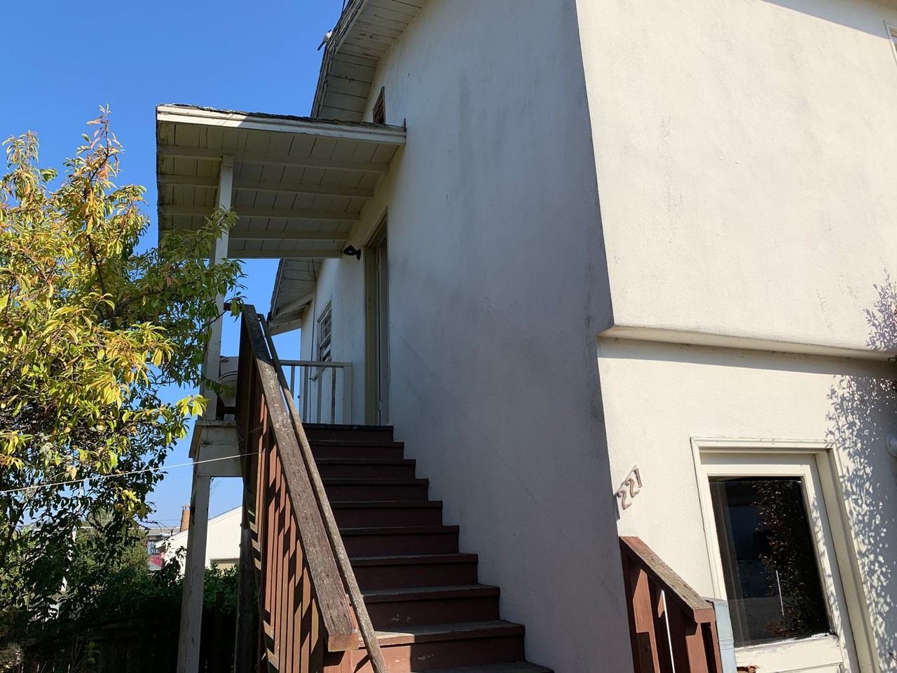 221 Anita St - Photo 3 of 16