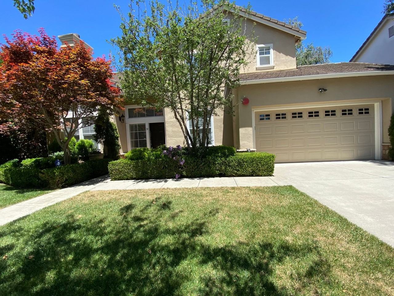 39 E Portola Ave - Photo 2 of 26