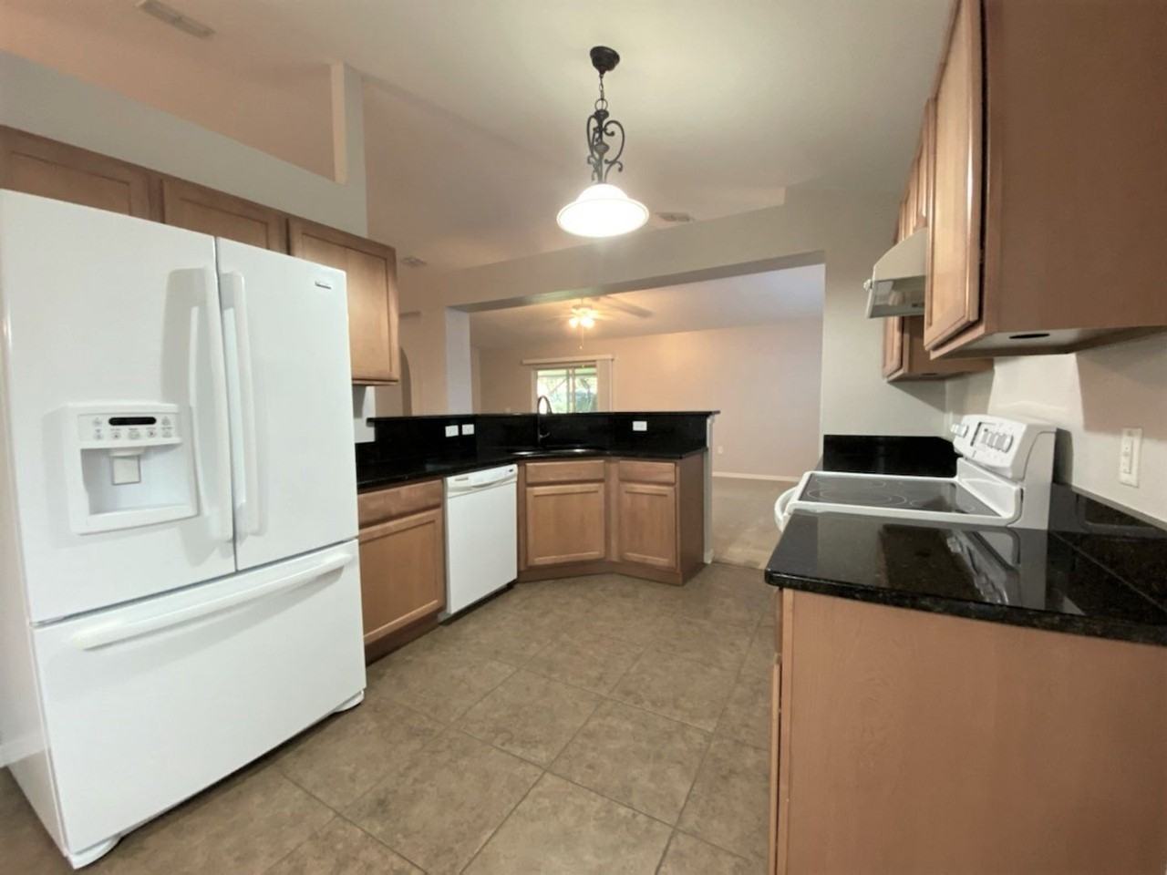 3905 Sunset Cove Dr - Photo 5 of 15