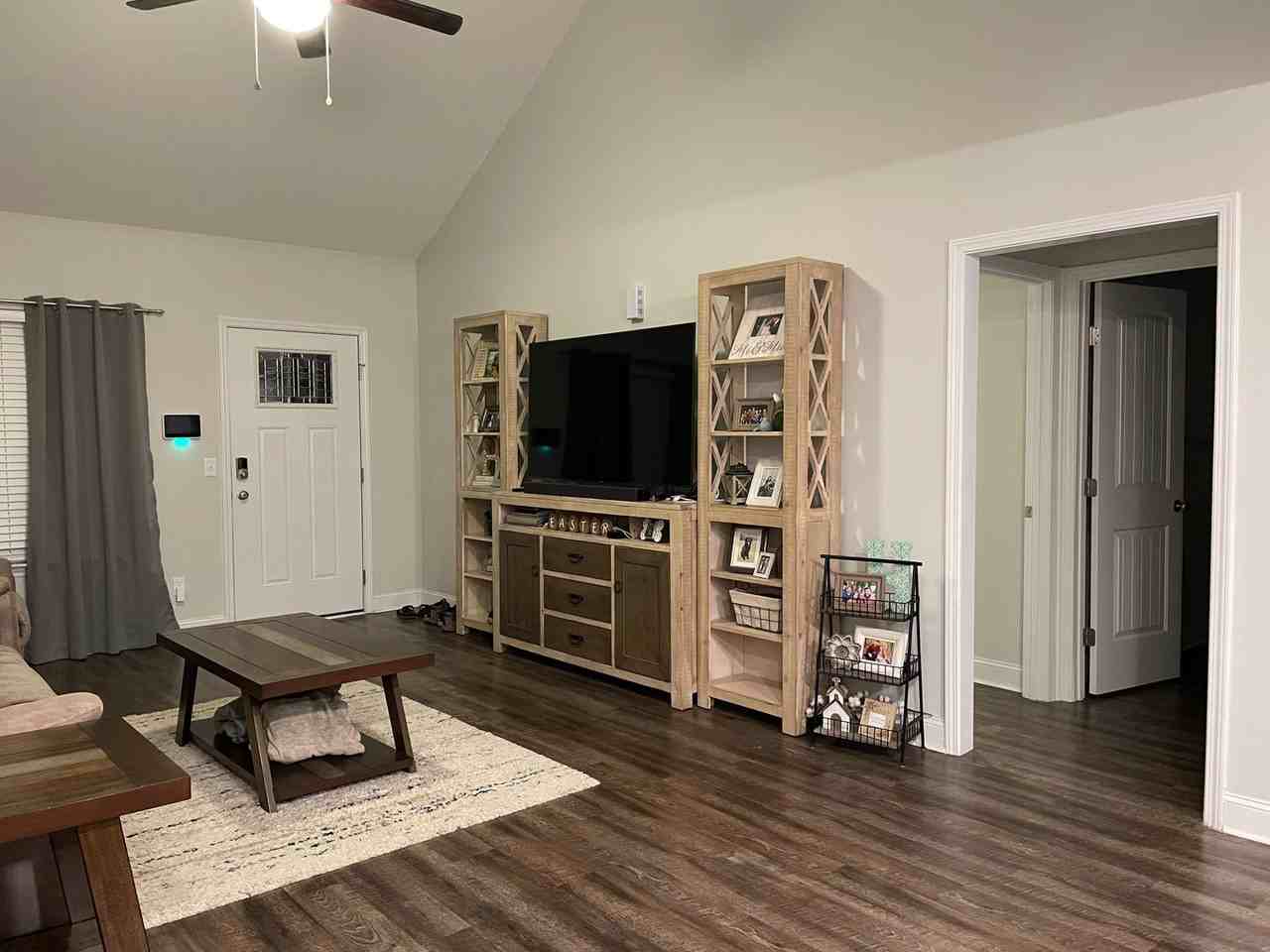 6038 Virginia Pine Ave - Photo 2 of 13