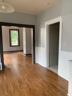 619 Plainfield Rd - Photo 7 of 12