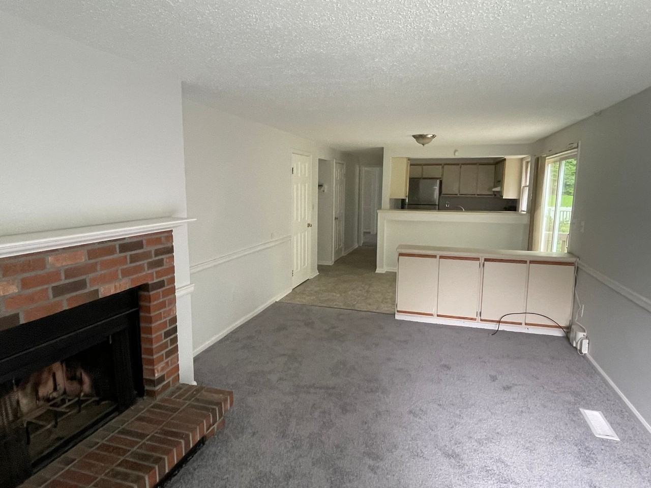 3701 Malbon Way - Photo 7 of 22