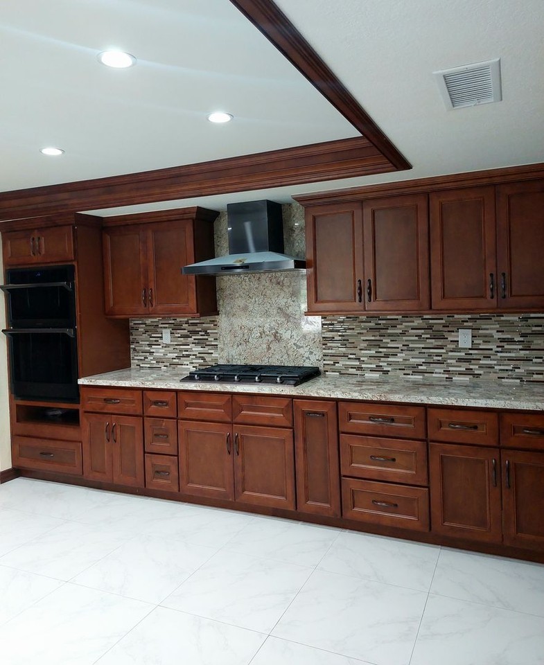 10836 Hillside Rd - Photo 6 of 30