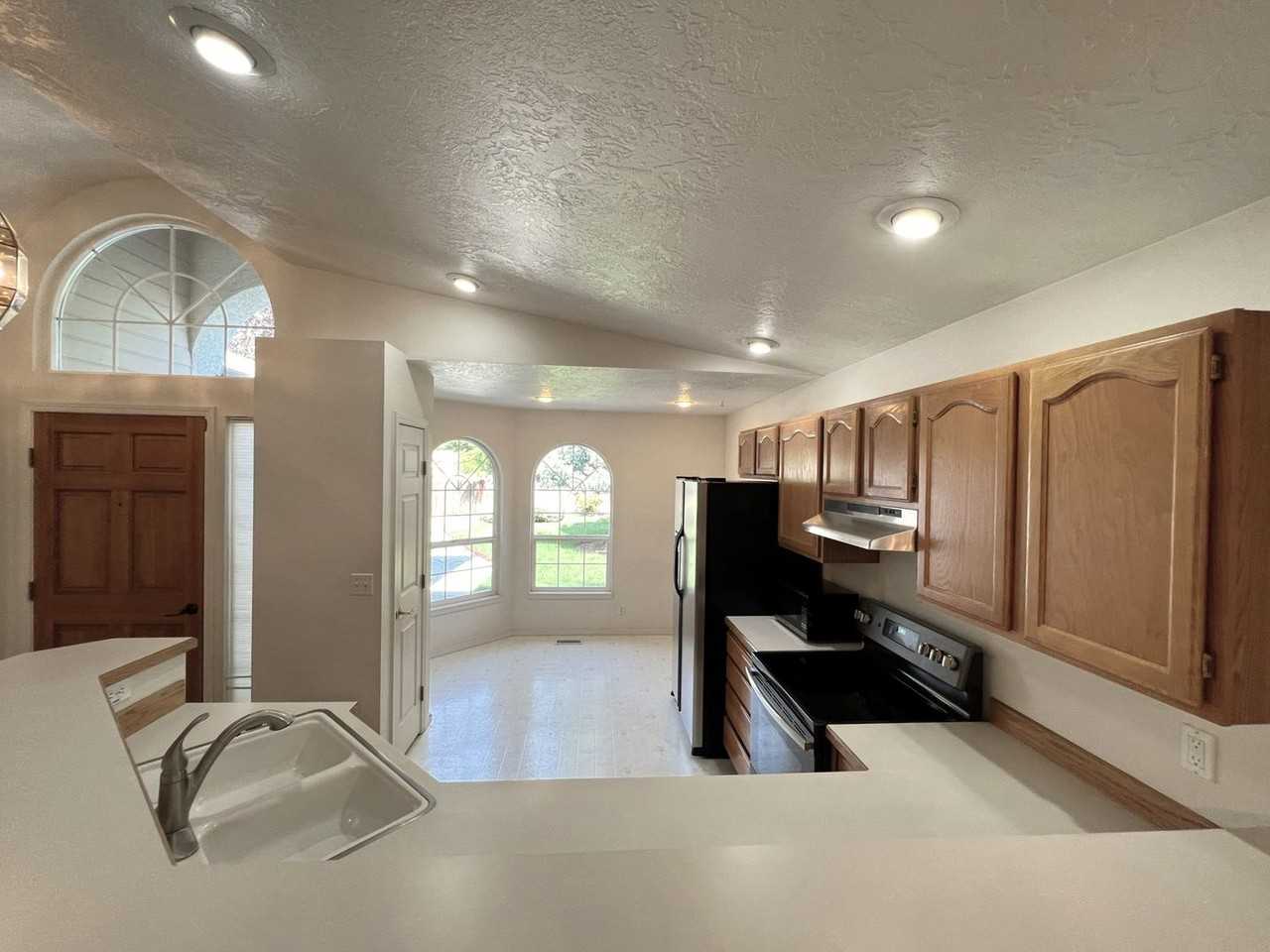 4892 N Edenburgh Way - Photo 5 of 29