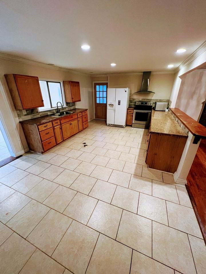 115 Beverly Hills Cir - Photo 6 of 17