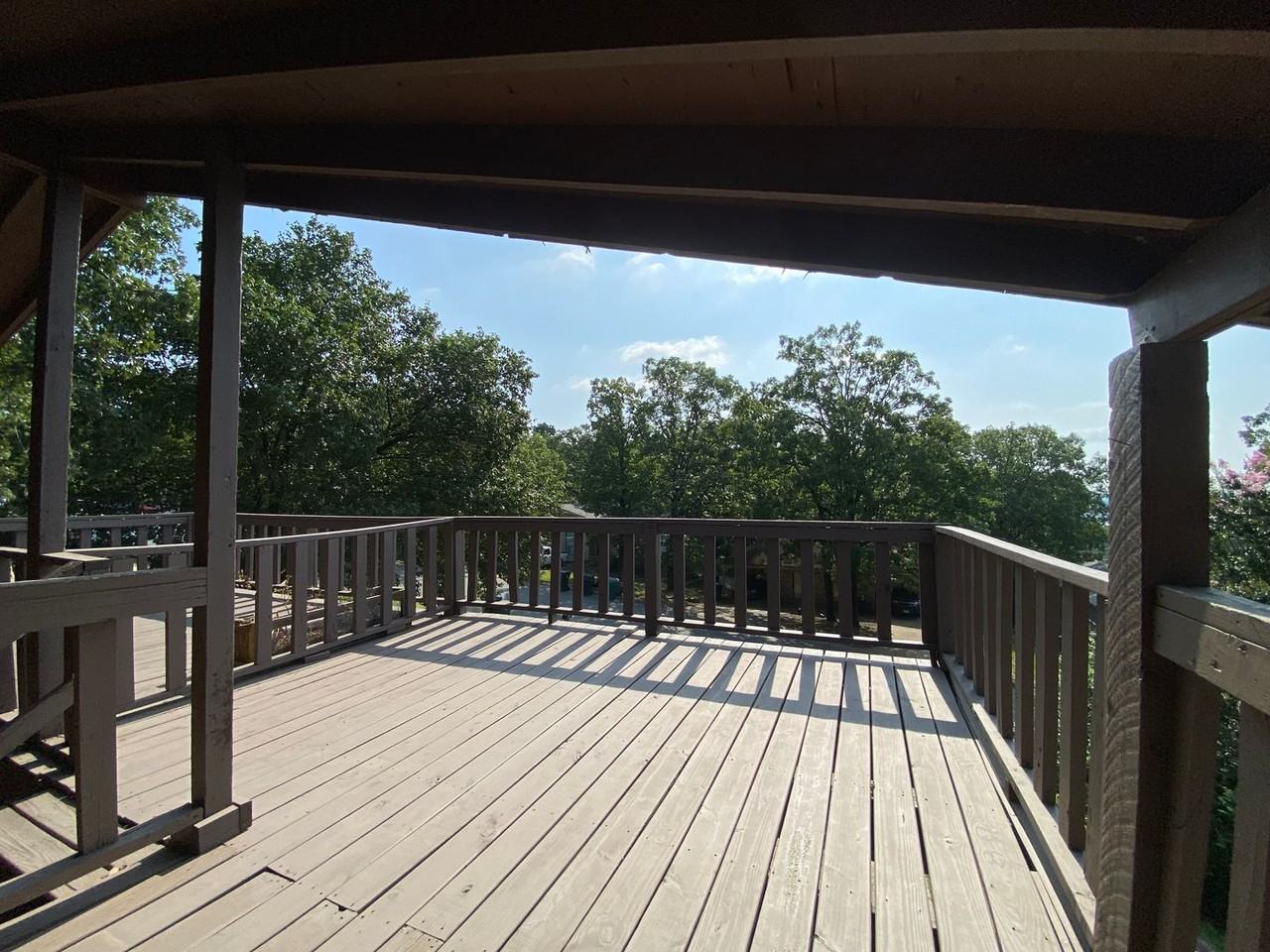 500 Mimi Ln - Photo 2 of 15