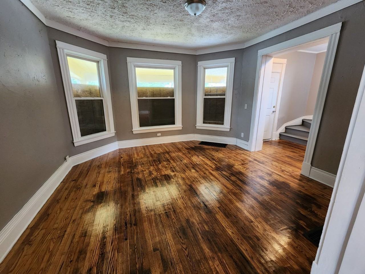 35 Masseth St - Photo 3 of 17