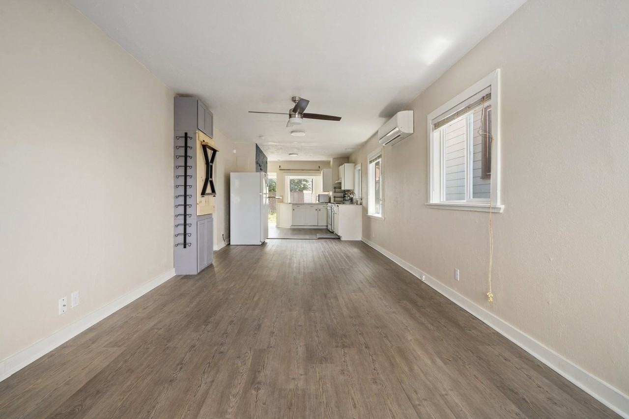 916 Pleasant Ave - Photo 3 of 25