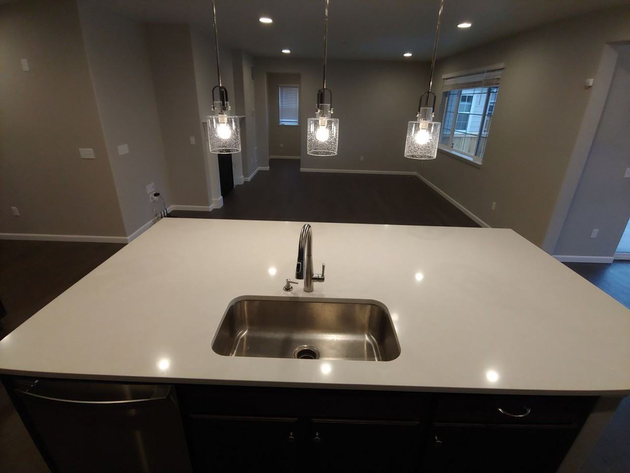 1042 Woodgate Ct - Photo 5 of 43