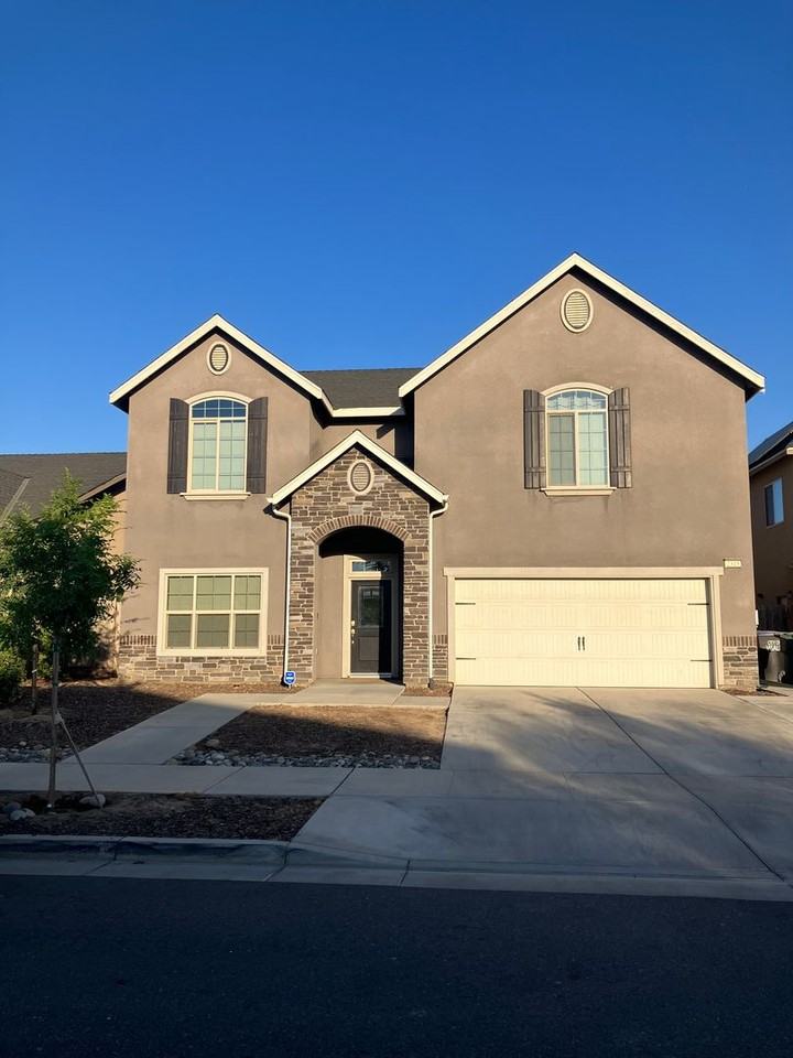 2315 Elm Court - Photo 2 of 19