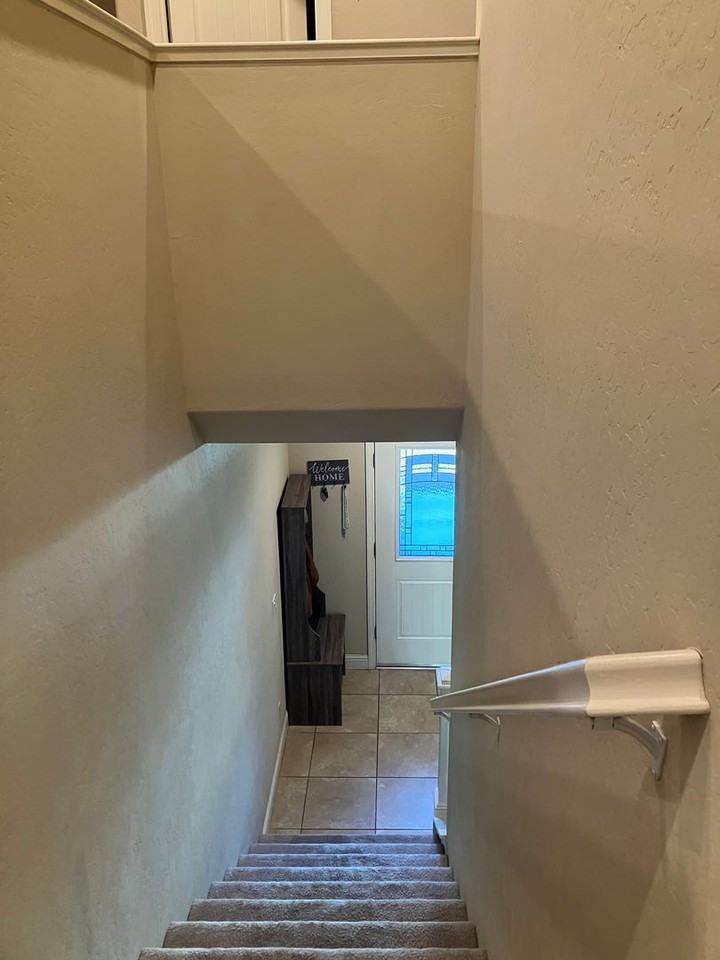 2315 Elm Court - Photo 5 of 19