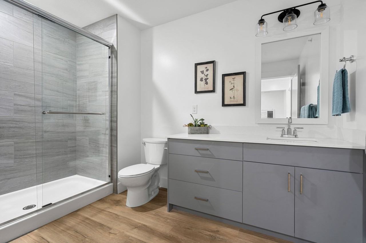 NorthWest TownHomes - Photo 6 of 20