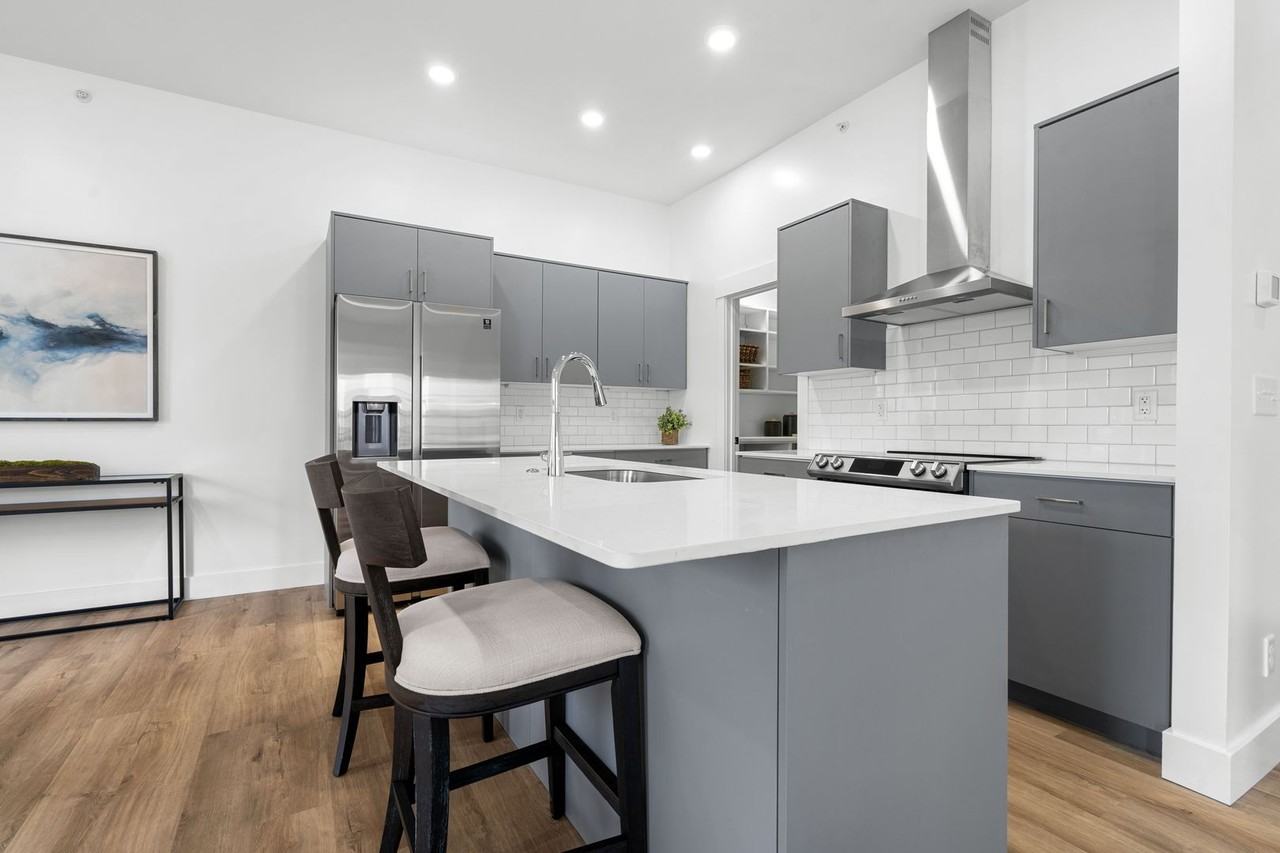 NorthWest TownHomes - Photo 7 of 20