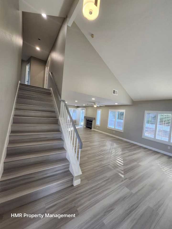 14605 Chisholm Trl - Photo 6 of 50