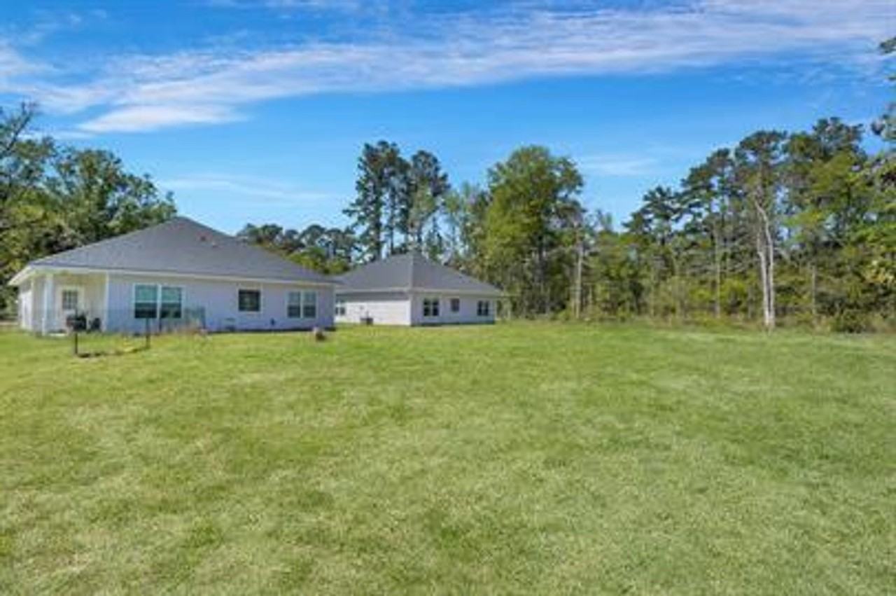 165 Pineland Rd - Photo 3 of 25