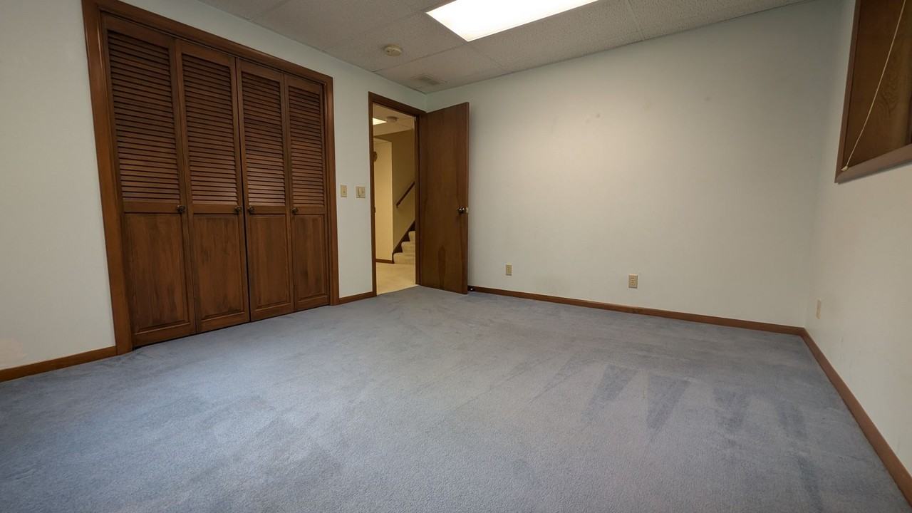 7907 W R Ave - Photo 7 of 28