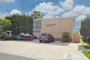 featured image of 1551 Chalcedony St