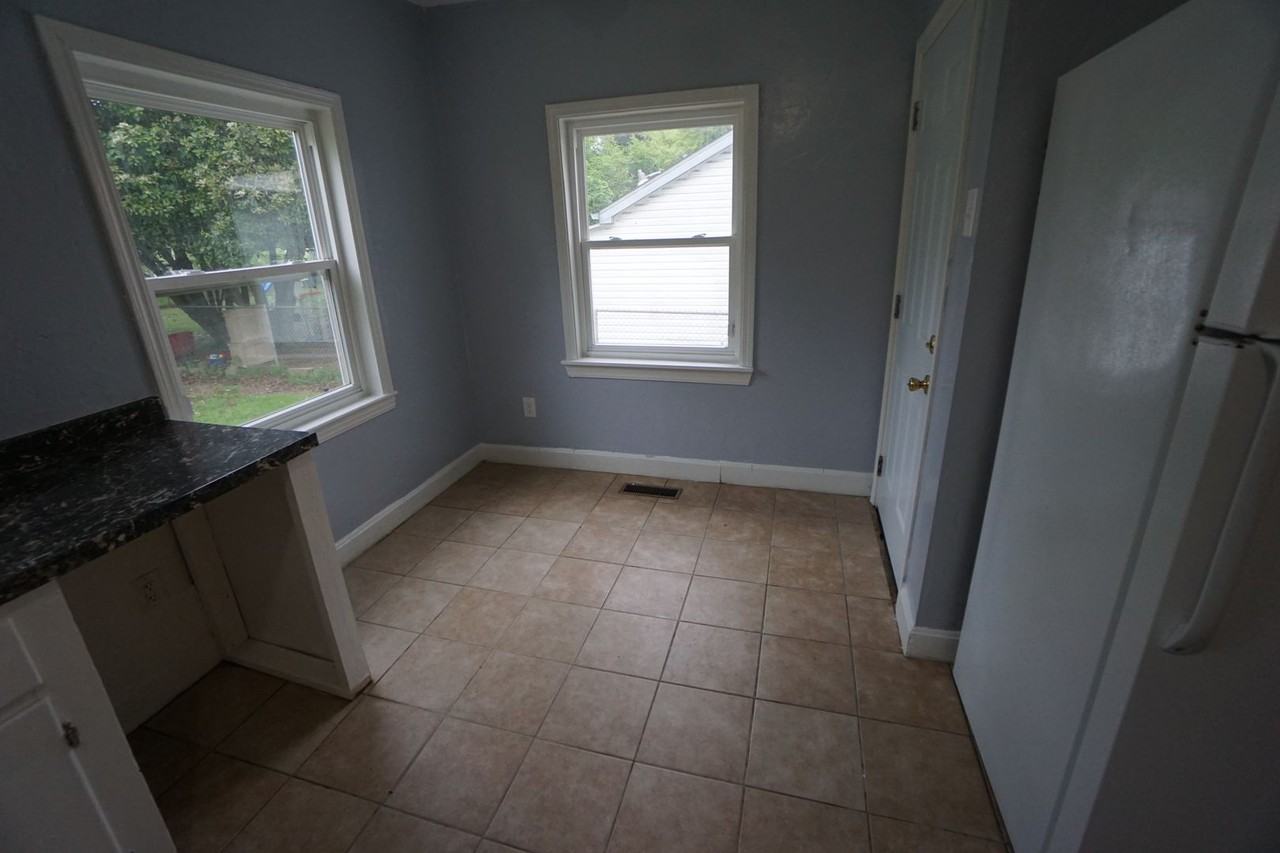 3400 Kinkead Ave - Photo 2 of 11