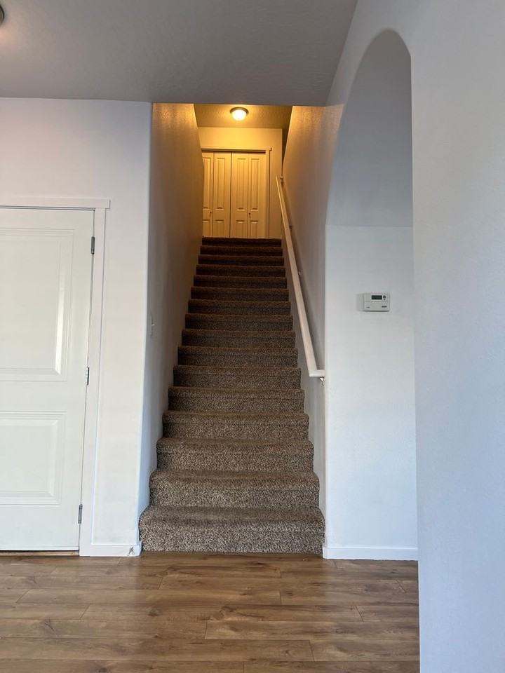 1511 W Tieton Ave - Photo 5 of 24