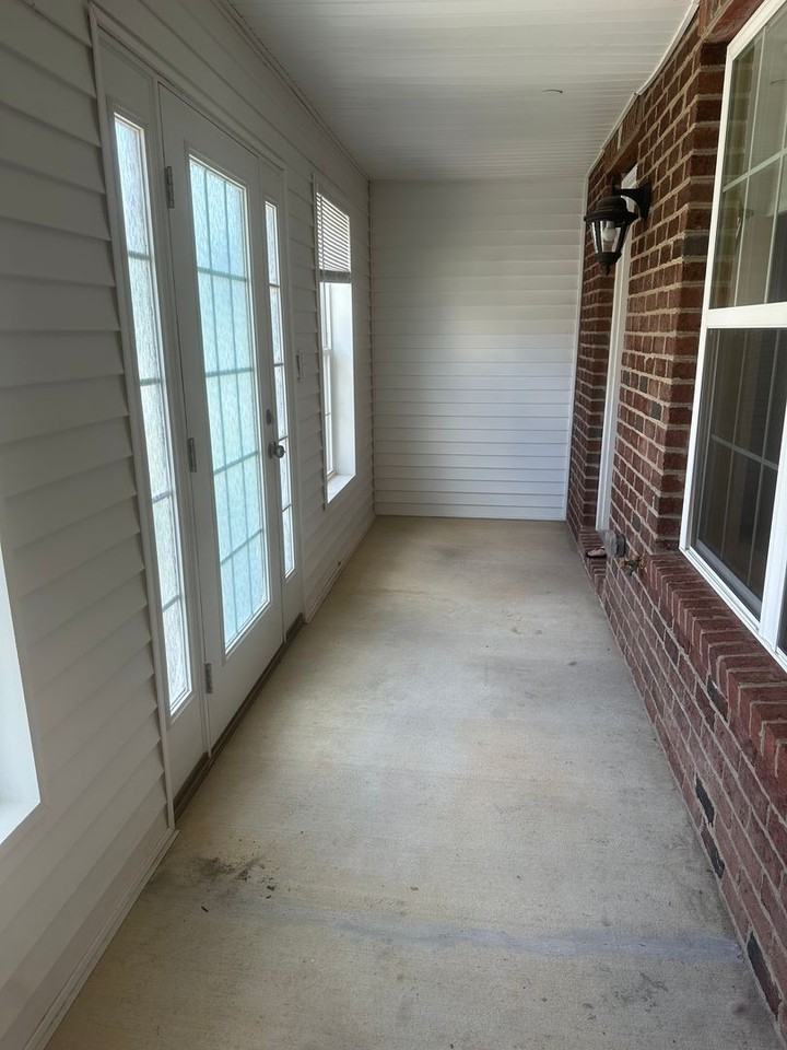 3755 Green St - Photo 2 of 17
