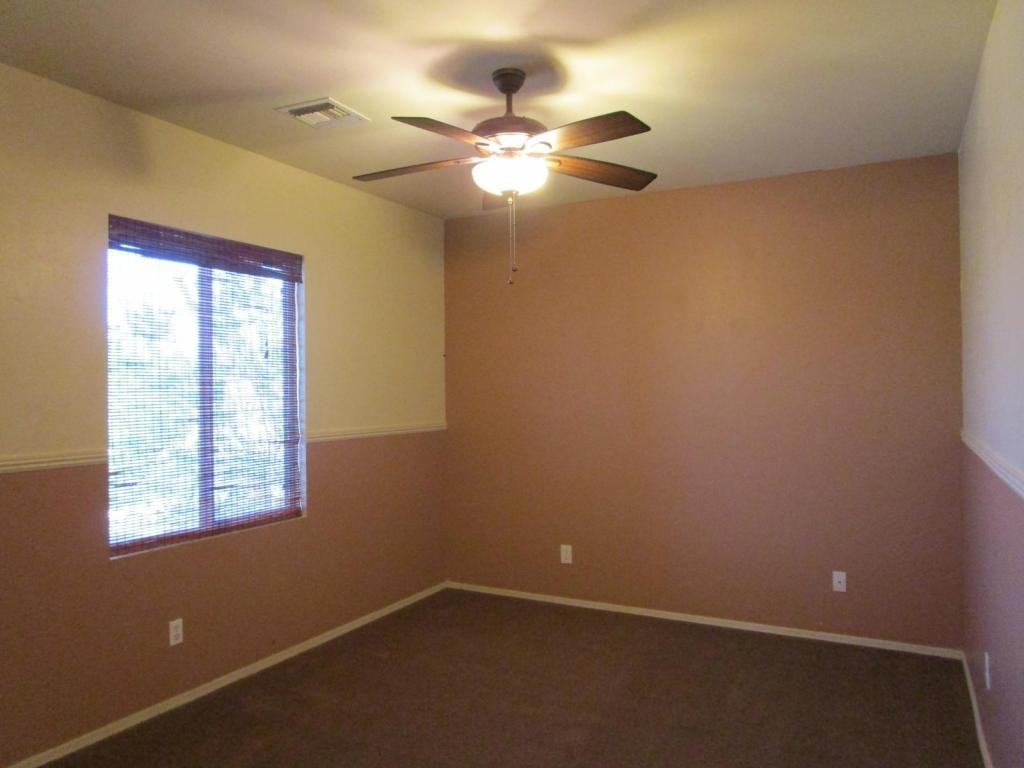 2125 W Shields Ct - Photo 3 of 25
