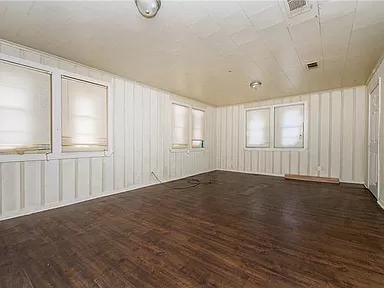 141 Rosewood Drive - Photo 6 of 9