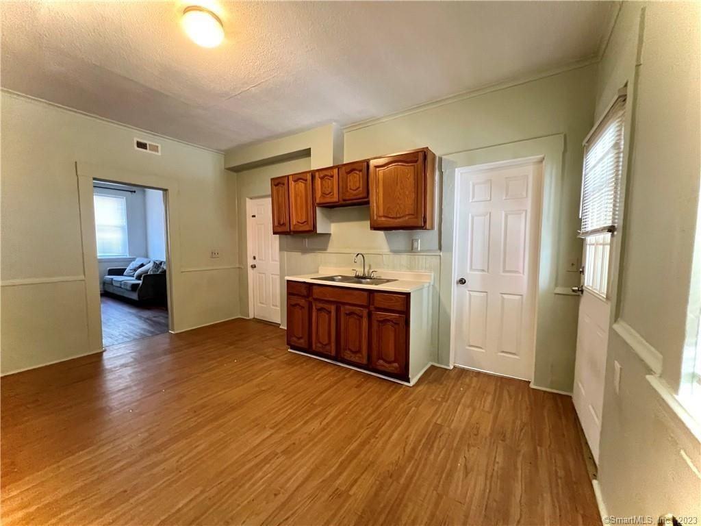 147 Center St ##2 - Photo 2 of 6