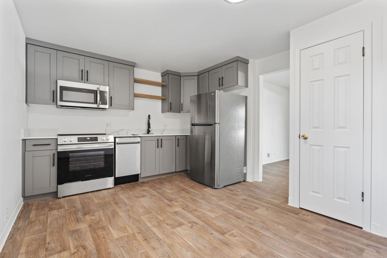 Green Street Apartments - Photo 2 of 33