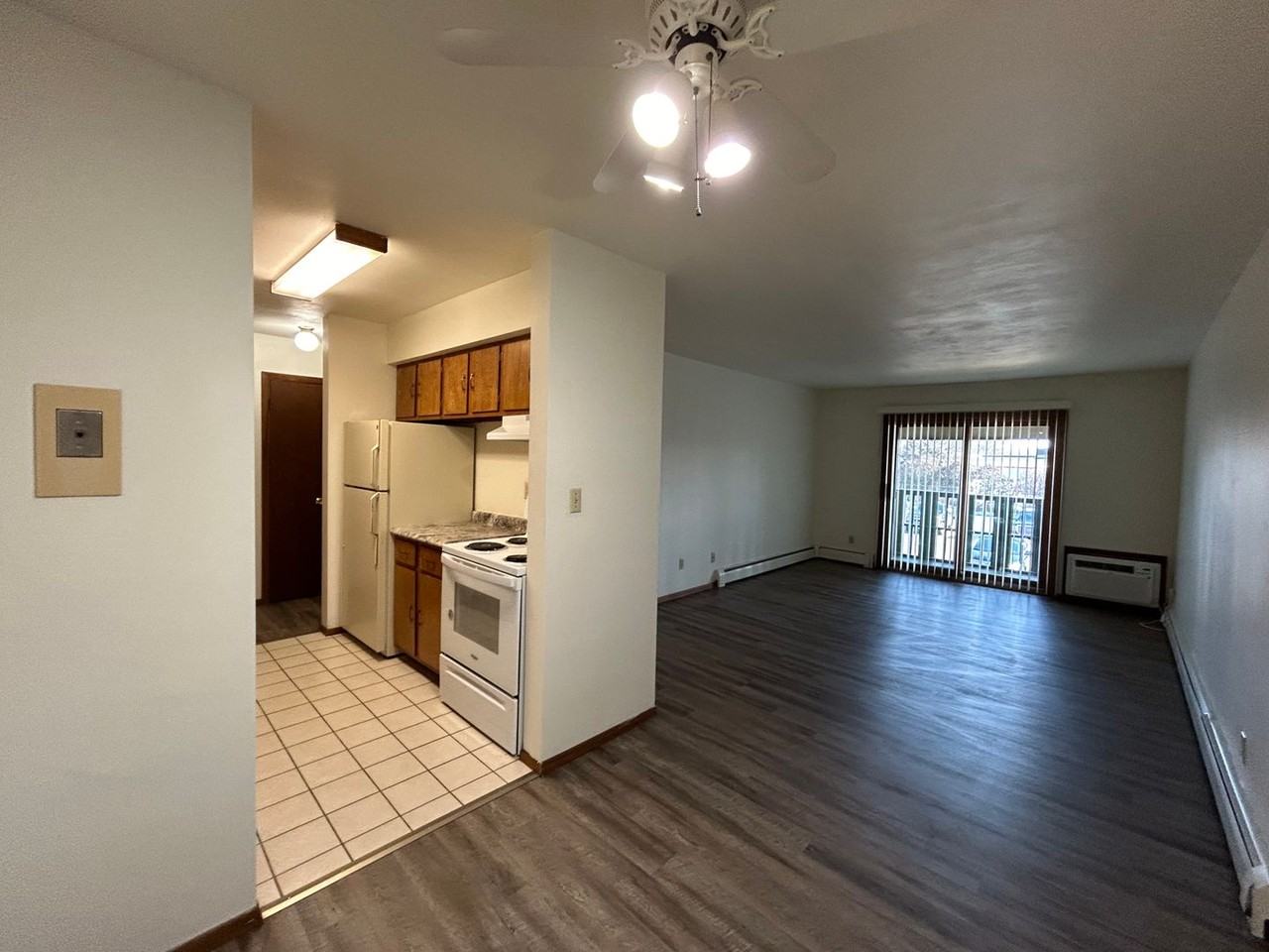 Cranston Terrace Apartments LLC - Photo 7 of 24