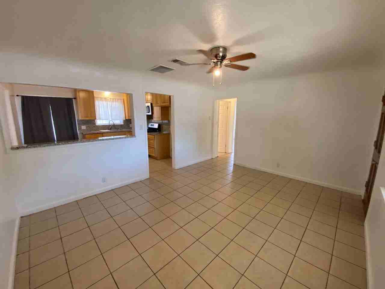 1115 N Giddings St - Photo 3 of 21