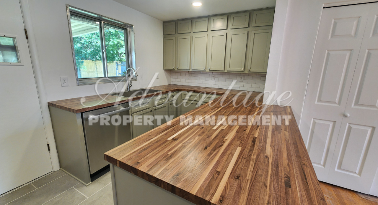229 Montelo Rd - Photo 2 of 15