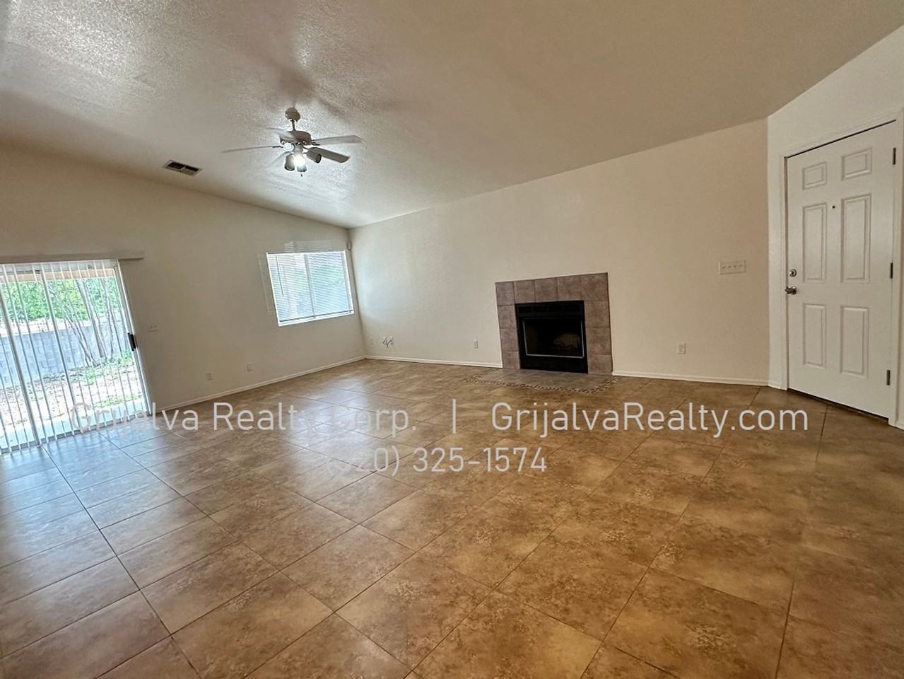 1600 E Saint Jerome St - Photo 2 of 15