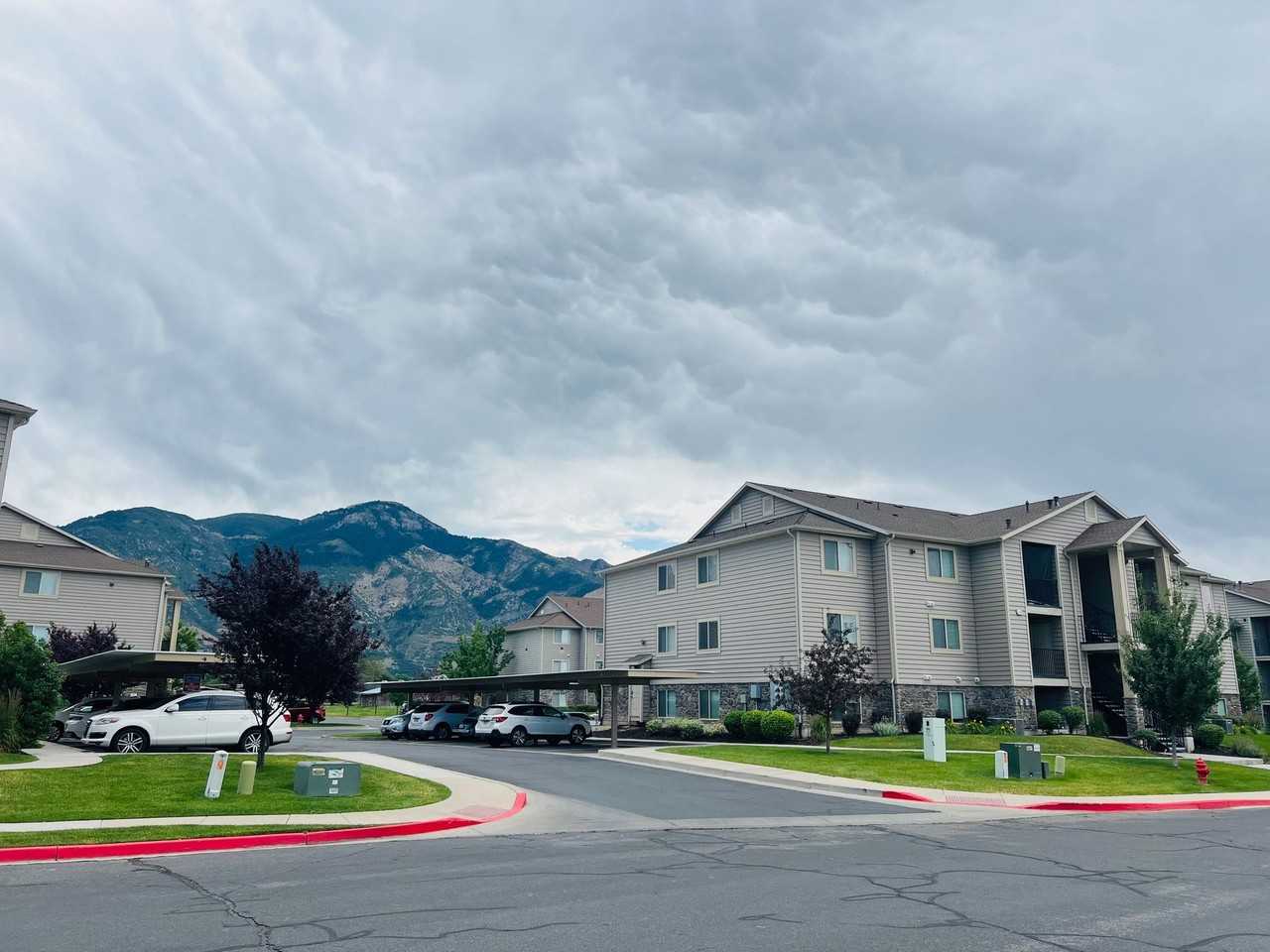 2510 Charleston - Photo 2 of 14