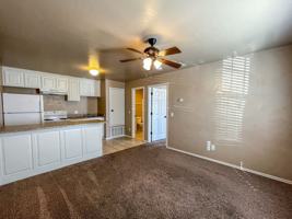 featured image of 117 W Davis Ave