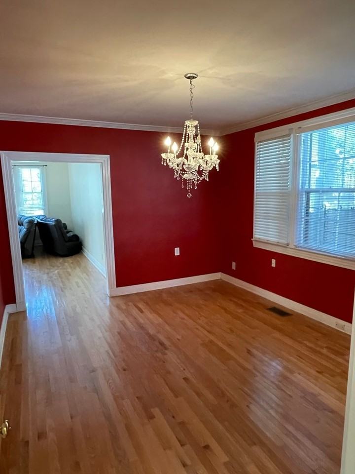 4609 4609 - 4611 Claiborne Street - 4609  Downstairs - Photo 2 of 14