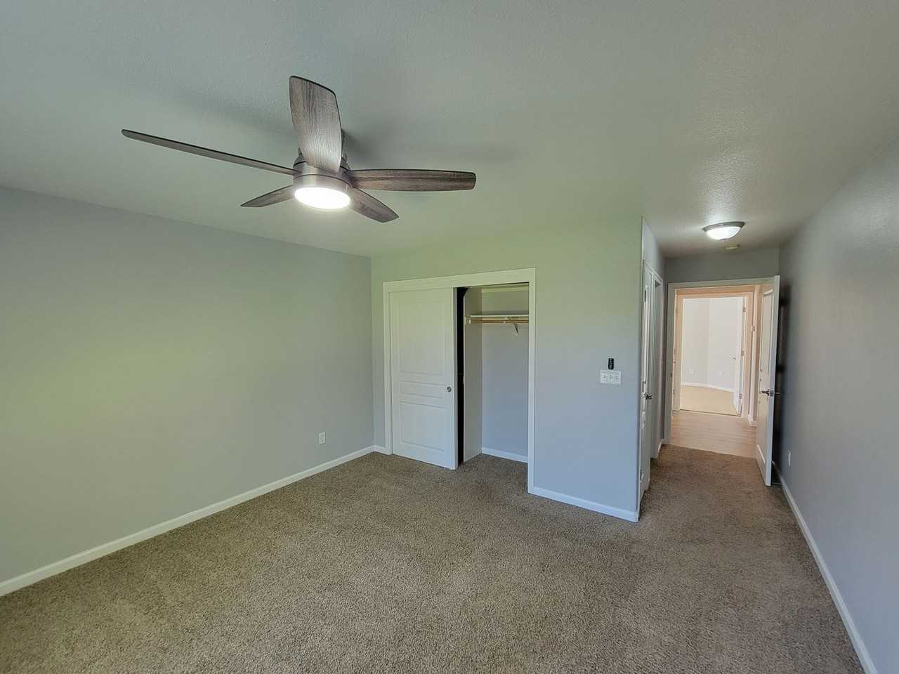 0402 - Photo 3 of 17