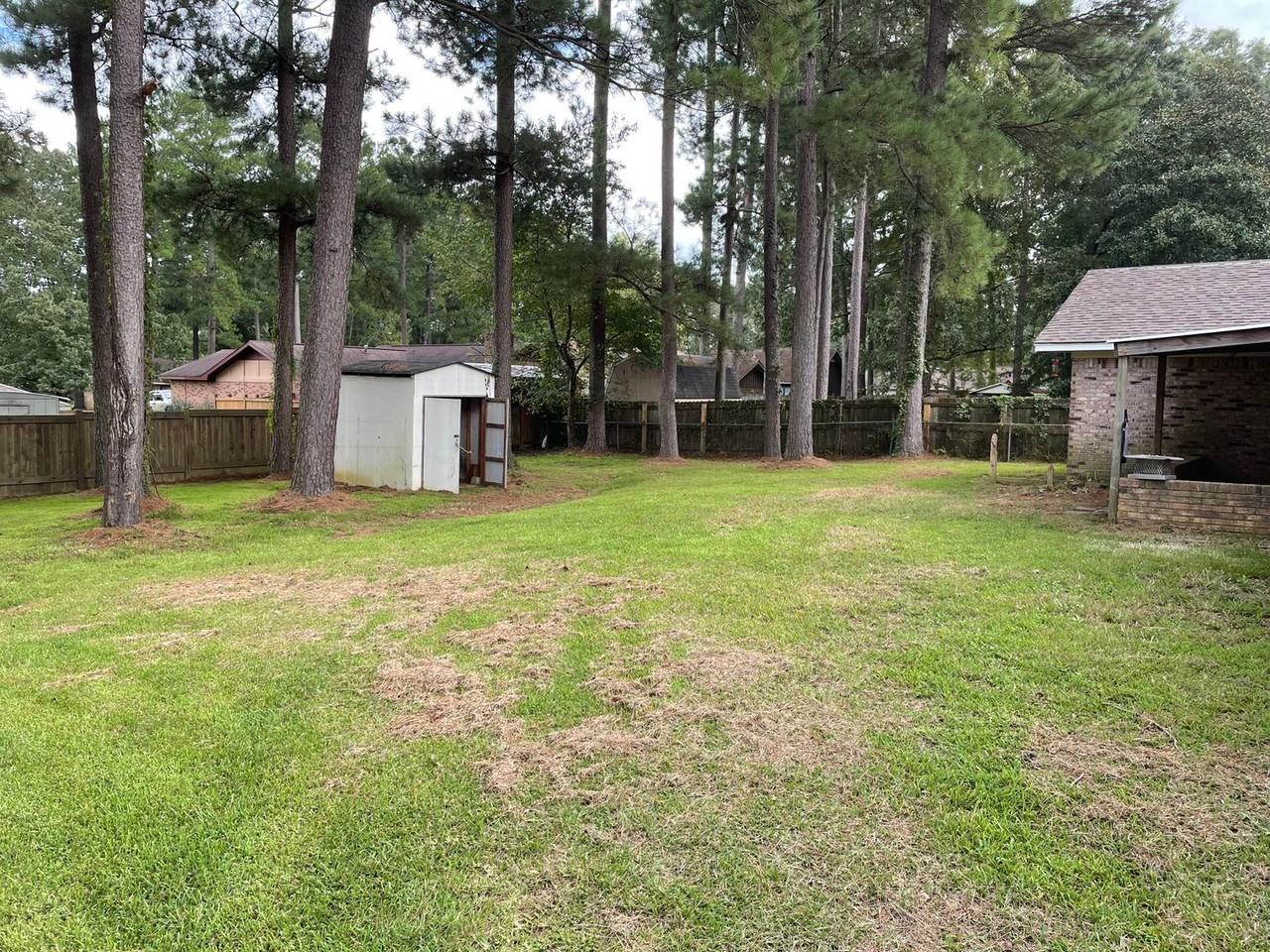 130 Fern Valley Rd - Photo 2 of 10