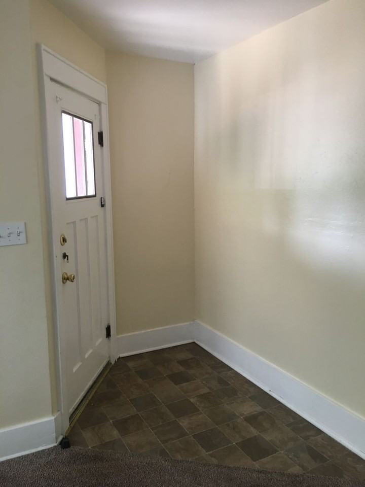 1463 E 24th Ave - Photo 4 of 18