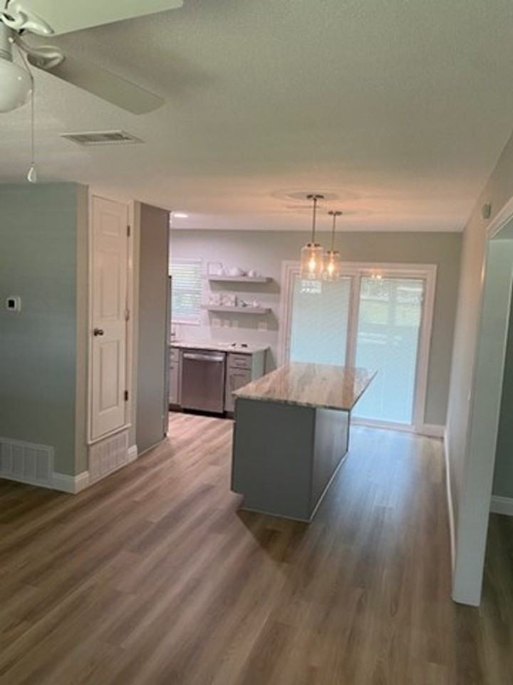 234 Deluna Rd Sw - Photo 5 of 19