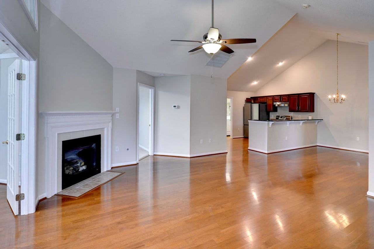 115 Hautz Way - Photo 7 of 31