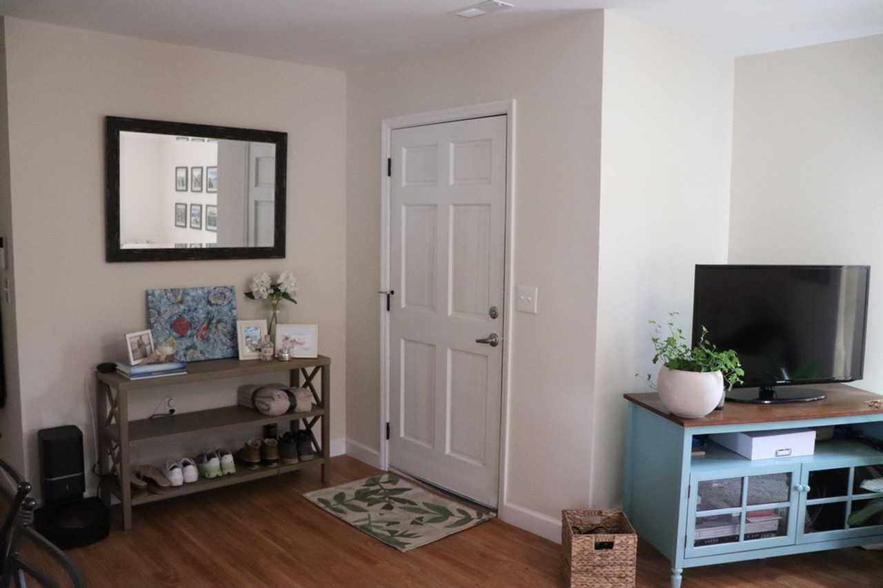 1006 Fiall St - Photo 2 of 17