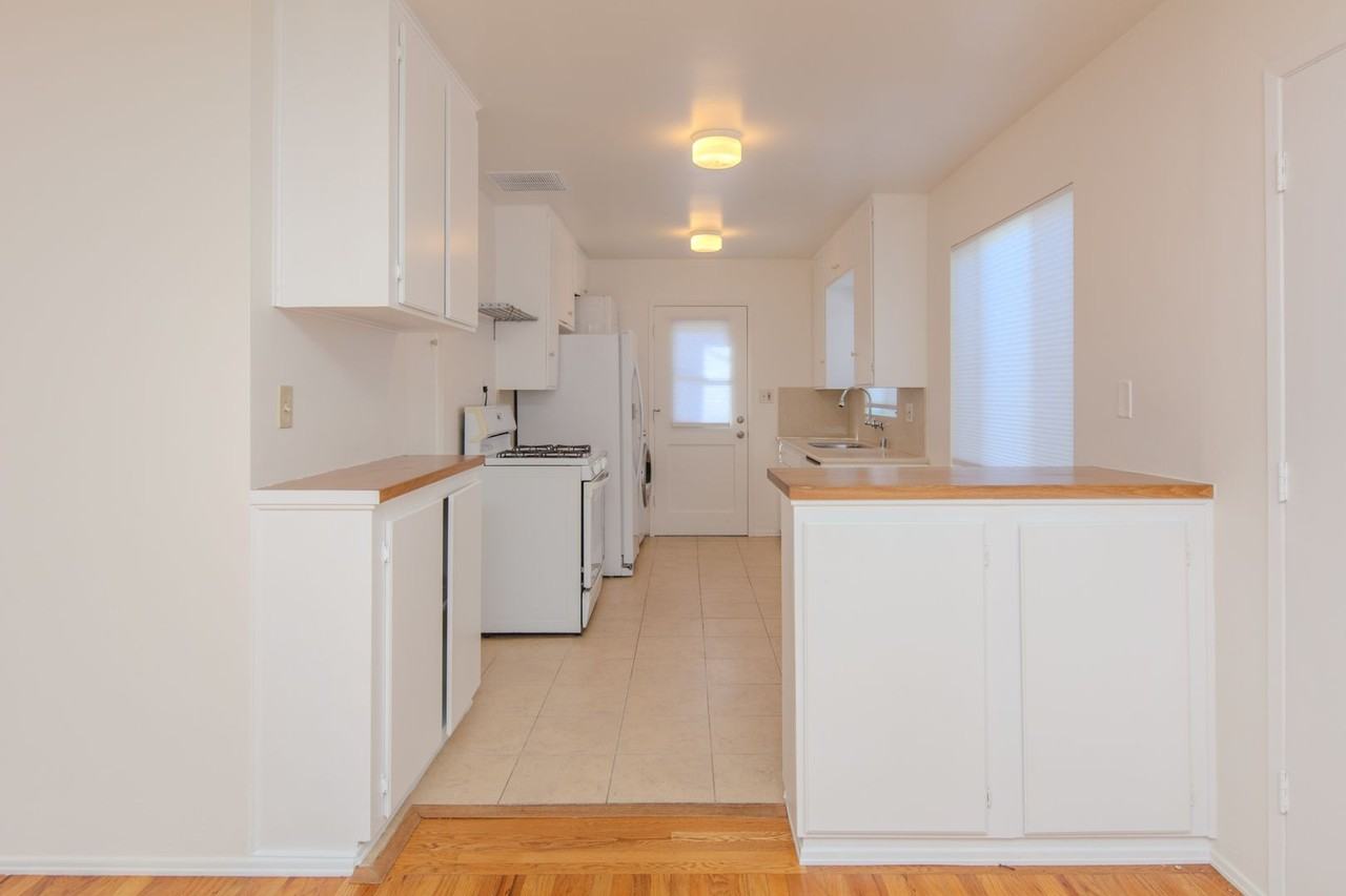 4262 Kendall St - Photo 5 of 22