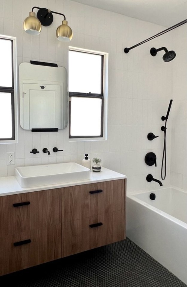 3865 Lyceum Ave - Photo 2 of 15