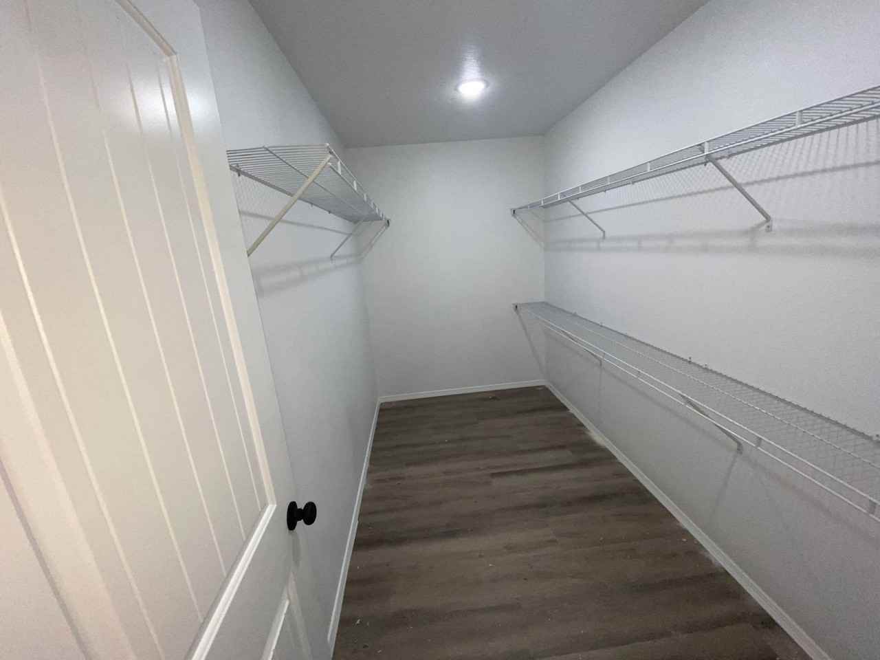406 E Wright St - Photo 6 of 14