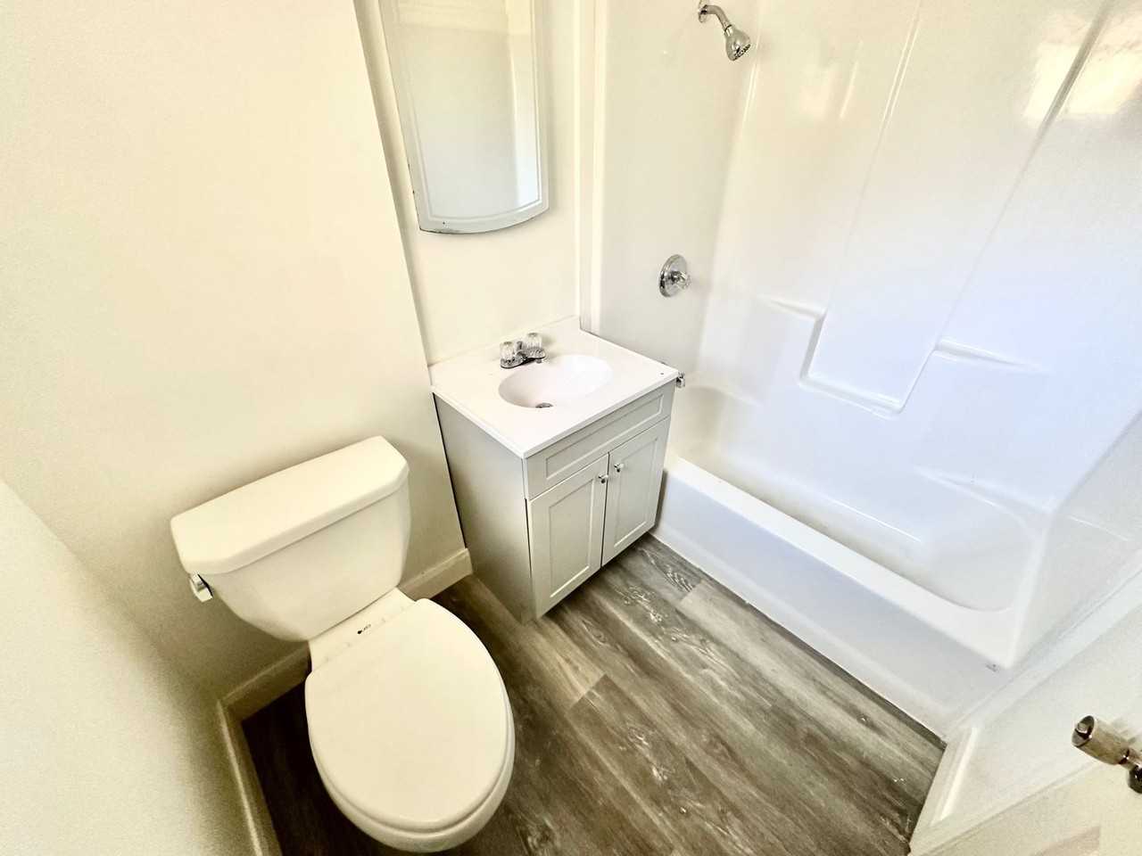 312 E 300 N - Photo 6 of 50