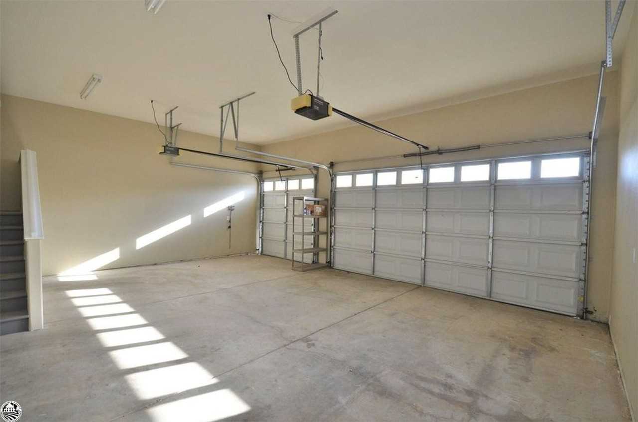 682 Twilight Ct - Photo 5 of 46