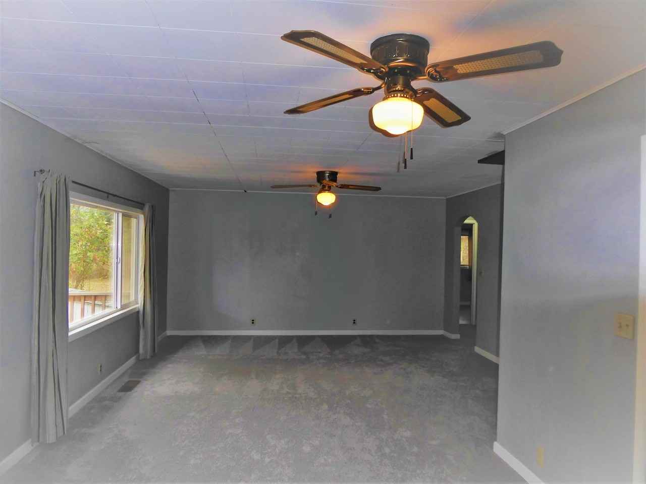 111 Justa Ln - Photo 2 of 12